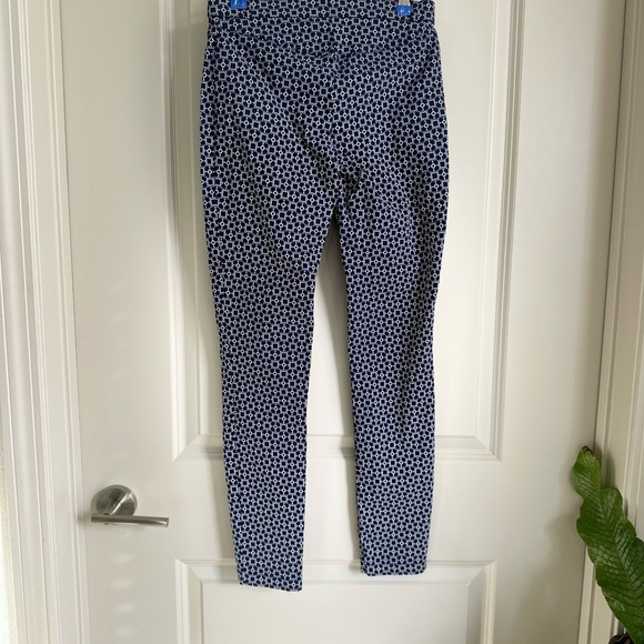 Atmosphere Slim Leg Patterned Pant Sz. 4 - Picture 4 of 4